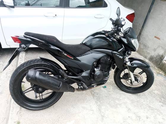 HONDA CB 300R HONDA CB 300R